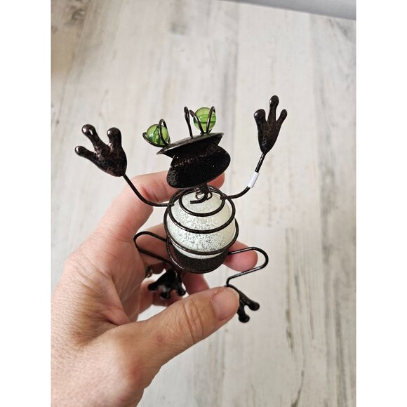 Metal frog decor unique jumping spring - Picture 3 of 7